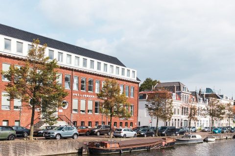 Aanmelden Alumni Borrel 11 mei 2023